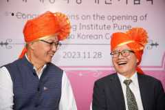 Ambassador of the Republic of Korea to India, H.E. Mr.Chang Jae-bok, and the Consul general of the Republic of Korea in Mumbai, H.E. Mr.Kim Young-og